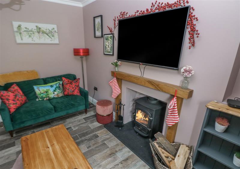 Relax in the living area (photo 2) at 12 Malthall, Llanrhidian