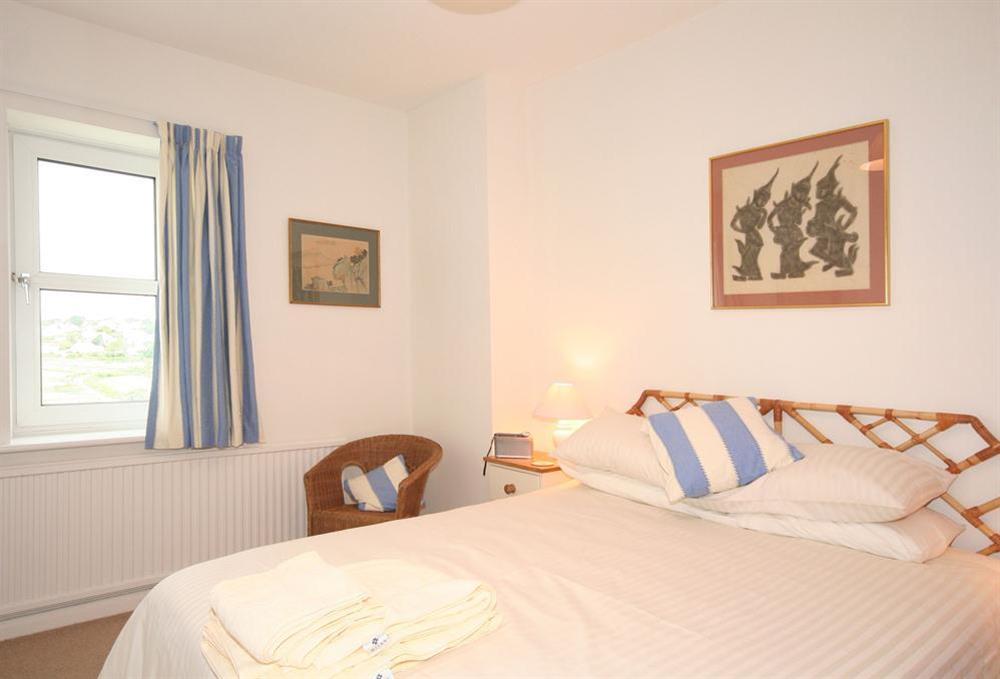 Double bedroom with sea views at 13 Links Court in Thurlestone, Kingsbridge