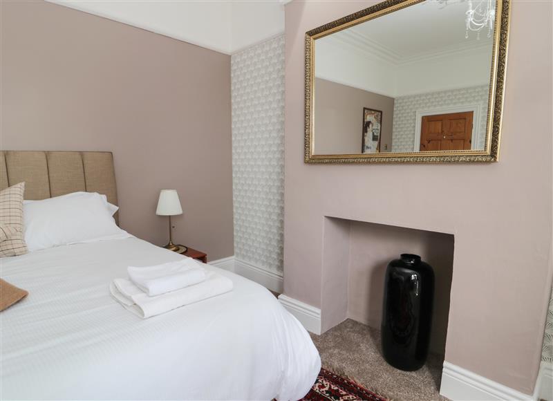 This is a bedroom at 14 Birtley Avenue, Tynemouth