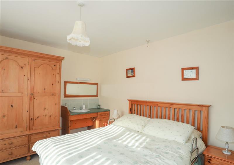 Bedroom at 14 Cae Pin, Abersoch