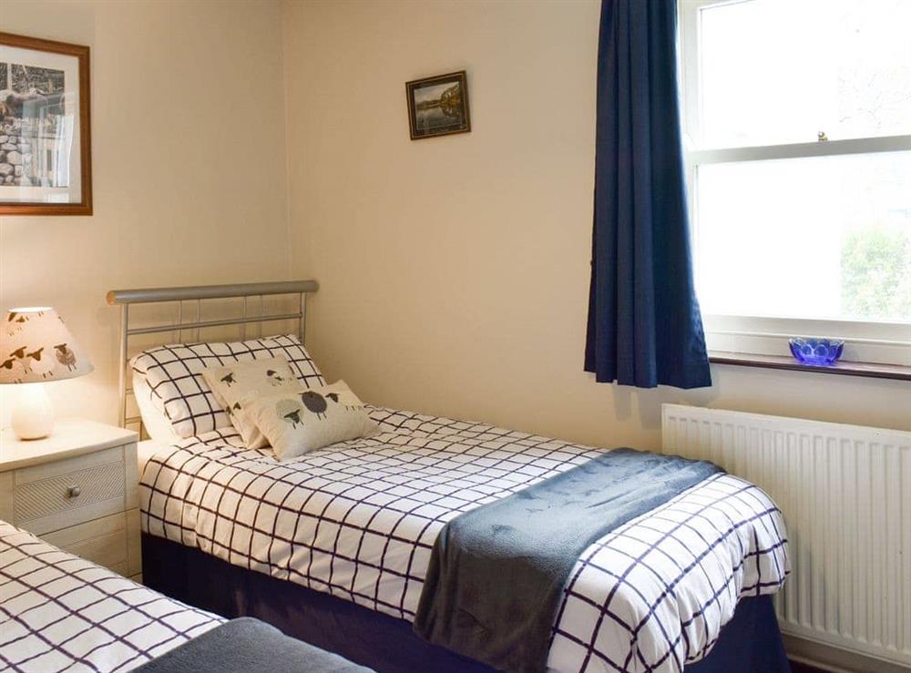 Twin bedroom (photo 2) at 14 Elm Court, Elliott Park in Keswick, Cumbria