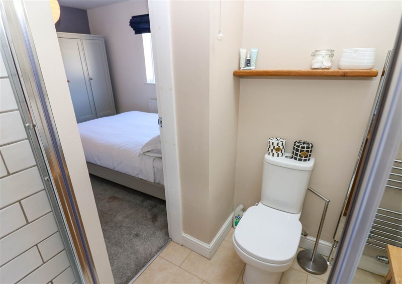 Bathroom at 14 Hill Close, Reeth