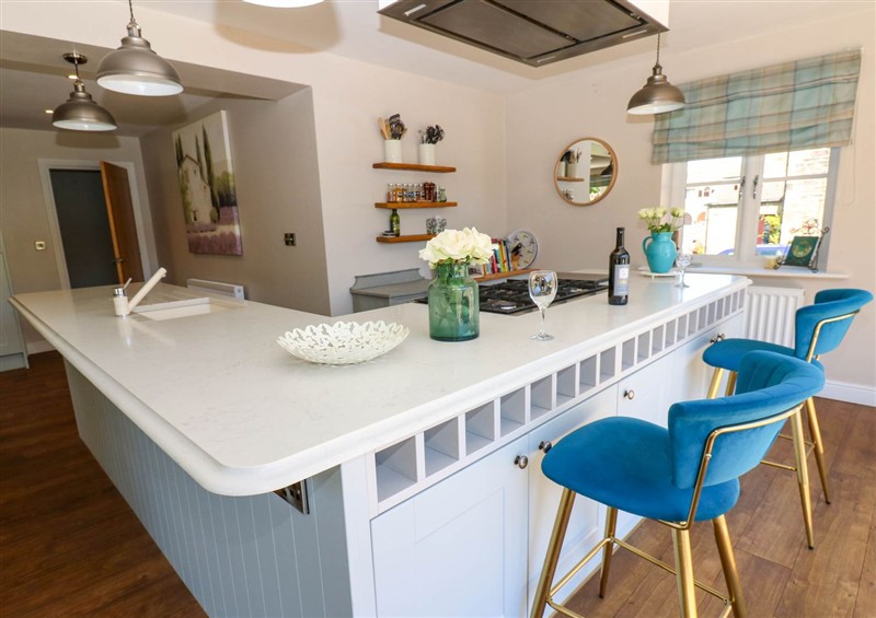 Kitchen (photo 3) at 14 Hill Close, Reeth