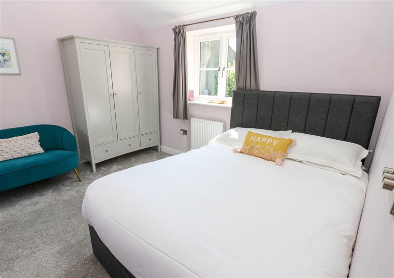 One of the 5 bedrooms at 14 Hill Close, Reeth
