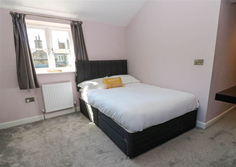 One of the bedrooms at 14 Hill Close, Reeth