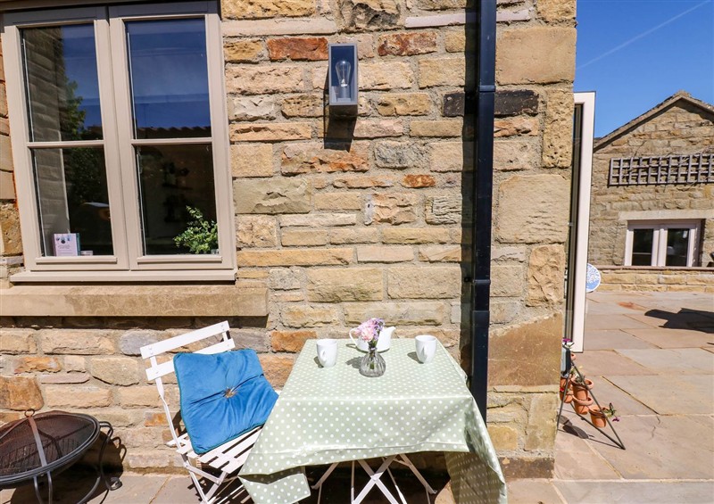 The setting of 14 Hill Close (photo 5) at 14 Hill Close, Reeth