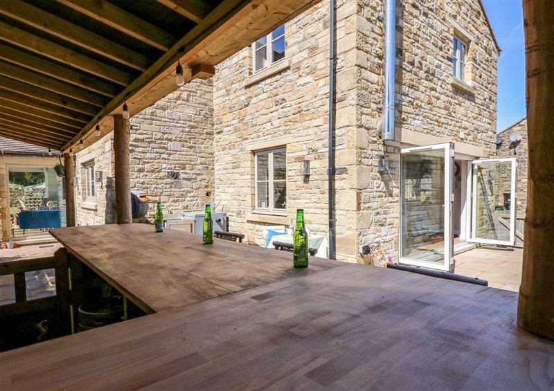This is the setting of 14 Hill Close at 14 Hill Close, Reeth