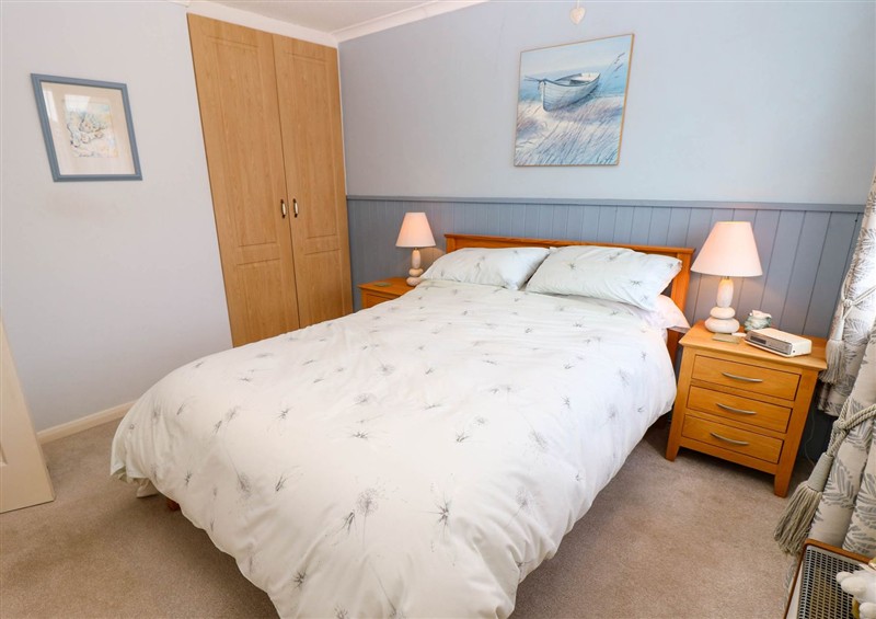 A bedroom in 14 Shorwell at 14 Shorwell, Netley Abbey