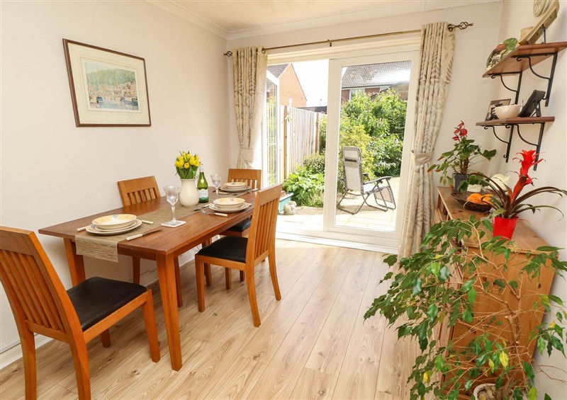 Dining room at 14 Shorwell, Netley Abbey