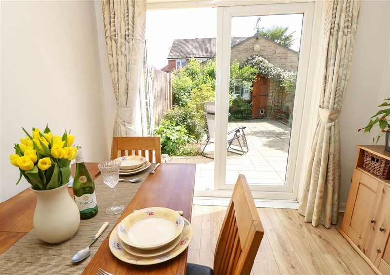 The dining room at 14 Shorwell, Netley Abbey