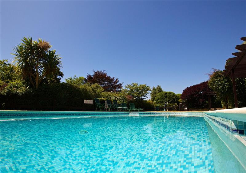 There is a pool (photo 2) at 14 St Elmo Court, Salcombe