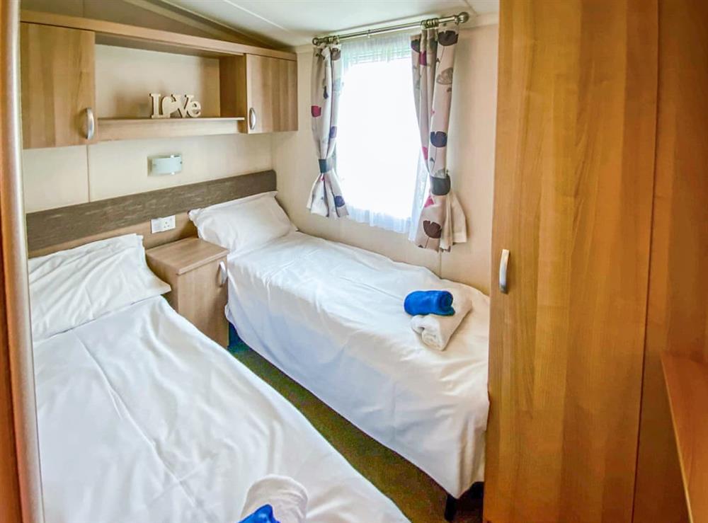 Twin bedroom (photo 2) at 148 Mountain View in Pwllheli, Gwynedd