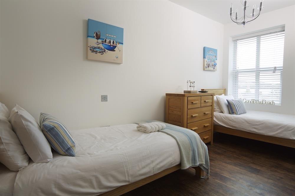 Twin bedroom at 15 At The Beach in , Torcross