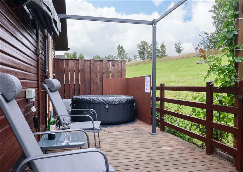 Outside at 15 Badgers Retreat - Two Dales, Two Dales