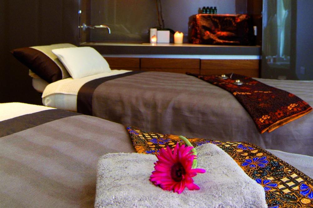 The Dart Marina spa at 15 Dart Marina in Sandquay Road, Dartmouth