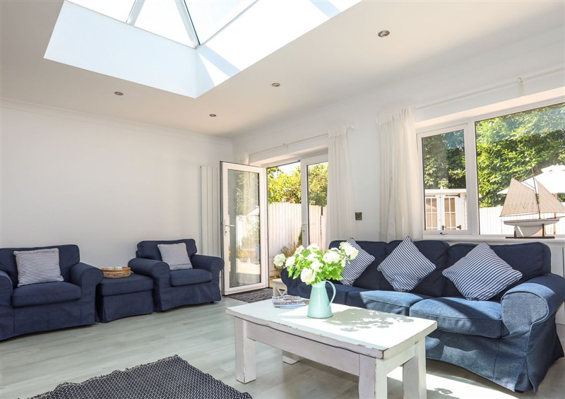 The living room at 15 Llwyn Gwalch Estate, Morfa Nefyn
