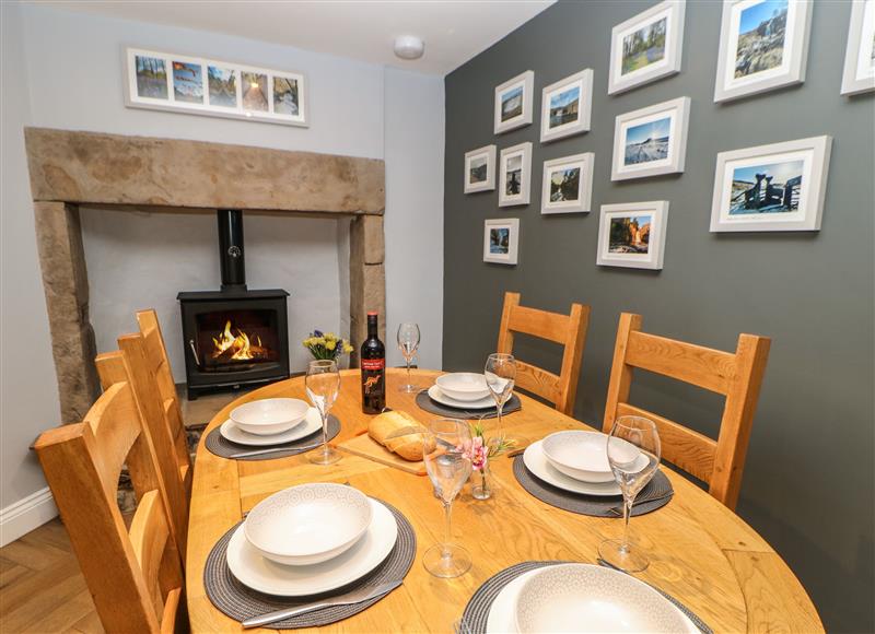Enjoy the living room (photo 4) at 15 Market Place, Middleton-In-Teesdale