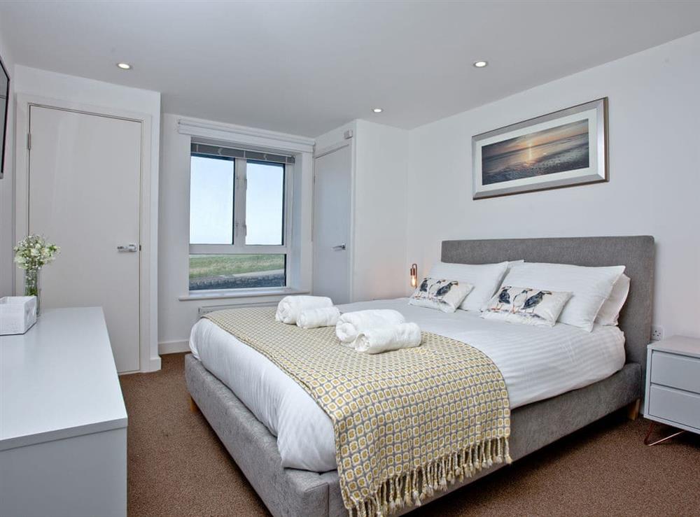 Relaxing double bedroom at 15 Ocean Gate in Newquay, Cornwall