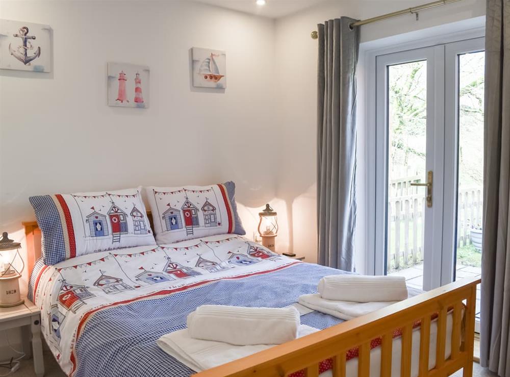 Double bedroom at 15 Pebble Cottage in Camelford, Cornwall