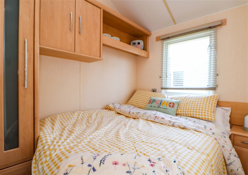 One of the 3 bedrooms (photo 2) at 152 Central Park, Prestatyn