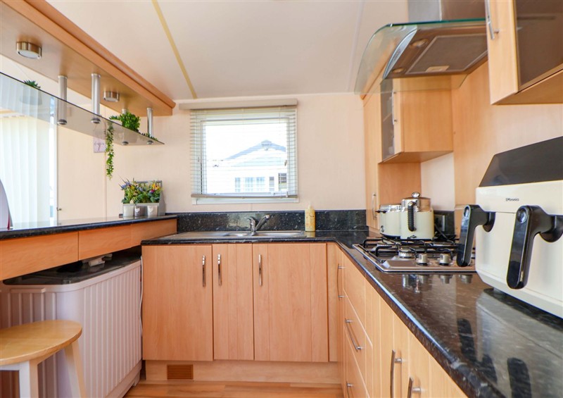 The kitchen (photo 2) at 152 Central Park, Prestatyn