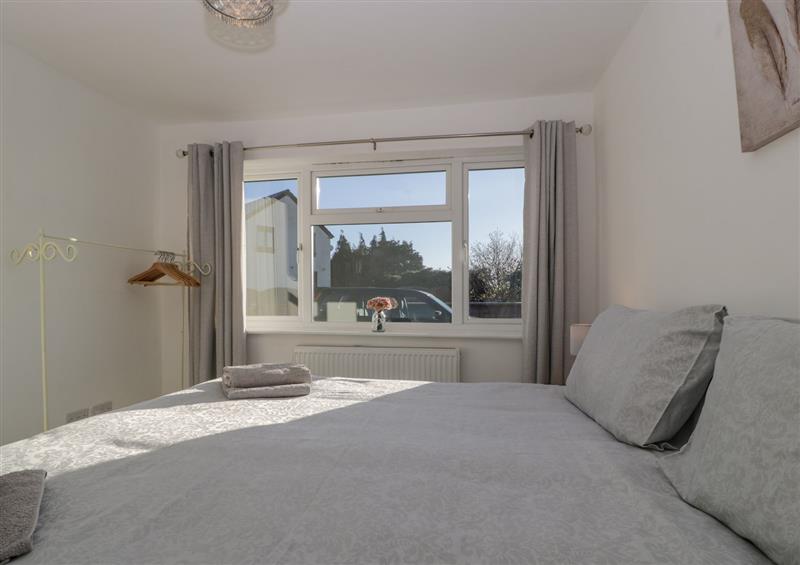 One of the 3 bedrooms (photo 2) at 16 Dean Court, Lydney