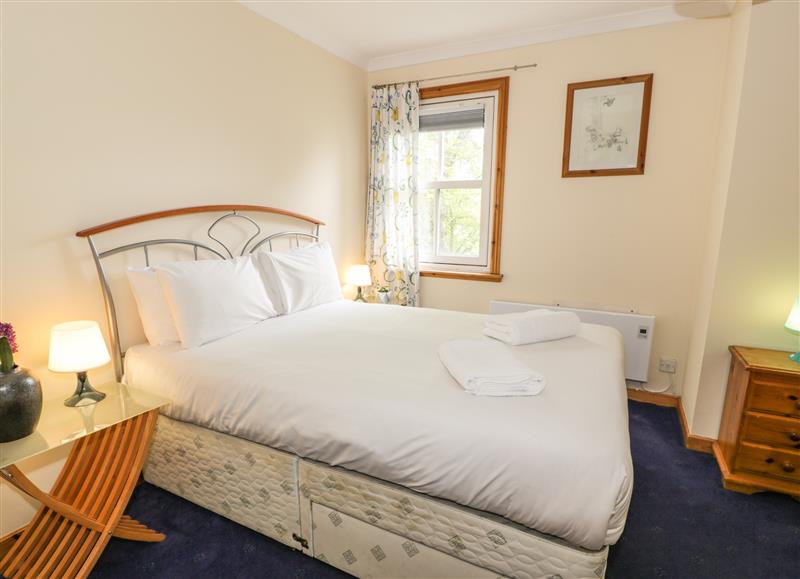 A bedroom in 16 Knightsridge House at 16 Knightsridge House, Livingston