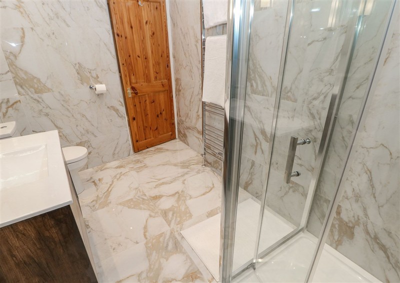 The bathroom (photo 5) at 16 Seafield Terrace, South Shields