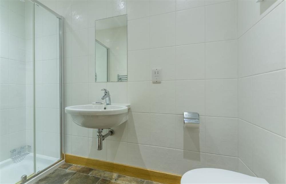 Ground floor:  Shower room with large walk in shower at 16 The Granary, Wells-next-the-Sea