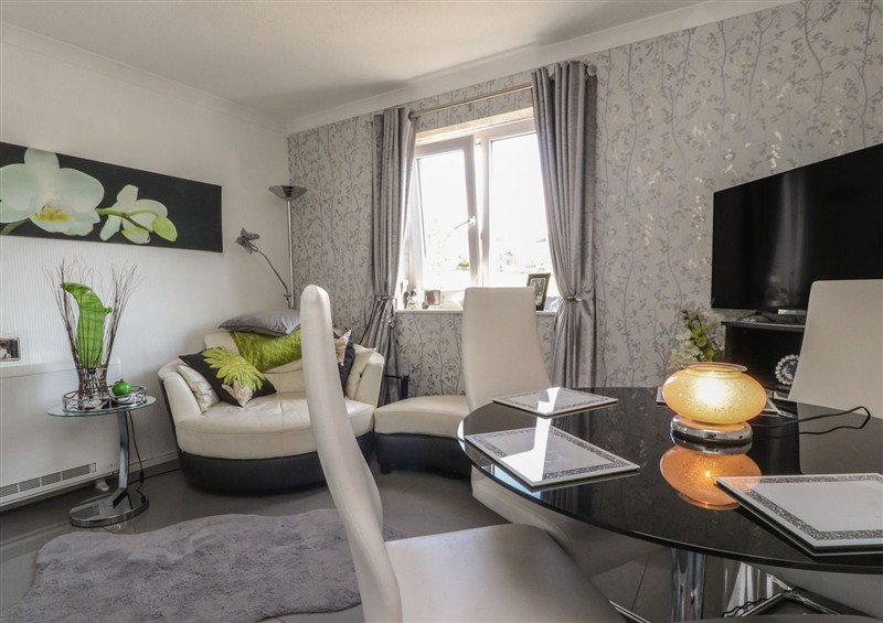 Inside 17 Alexandra Court
