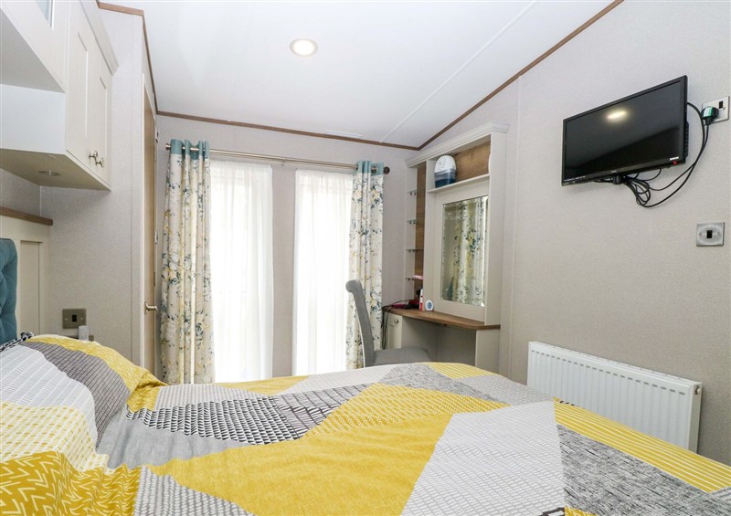 One of the 2 bedrooms (photo 2) at 17 Castle Walk, Burgh Castle