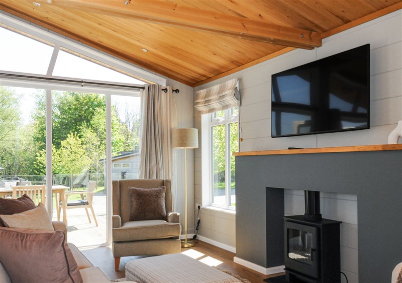 Inside 17 Meadow Retreat
