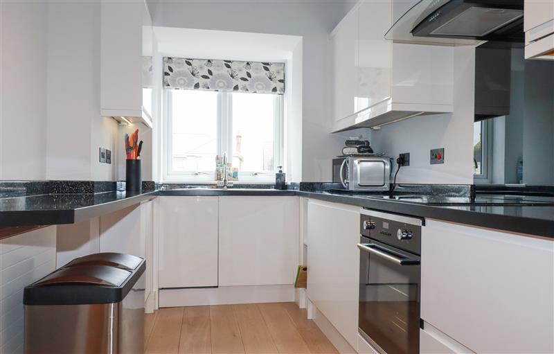 Kitchen at 17 Ocean Heights, Newquay