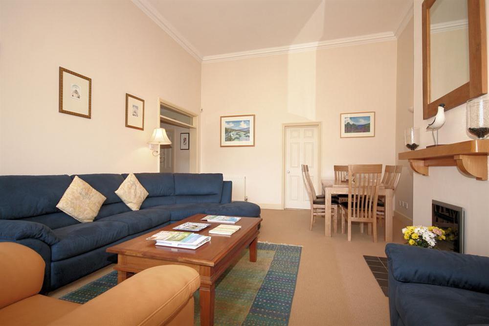 Lounge/dining room. (photo 2) at 17 St Elmo Court in Sandhills Road, Salcombe