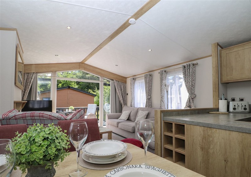 Inside 18 Deer Glade at 18 Deer Glade, Landford