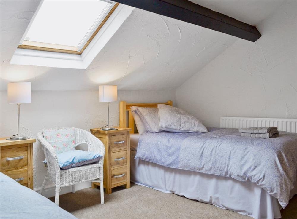 Twin bedroom at 18 In The Corner in Windermere, Cumbria