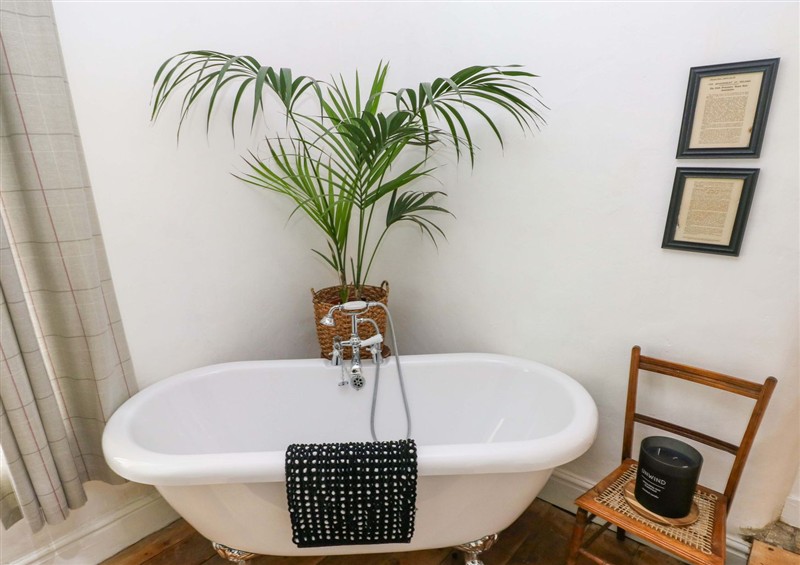 Bathroom at 18 Main Street, Fishguard