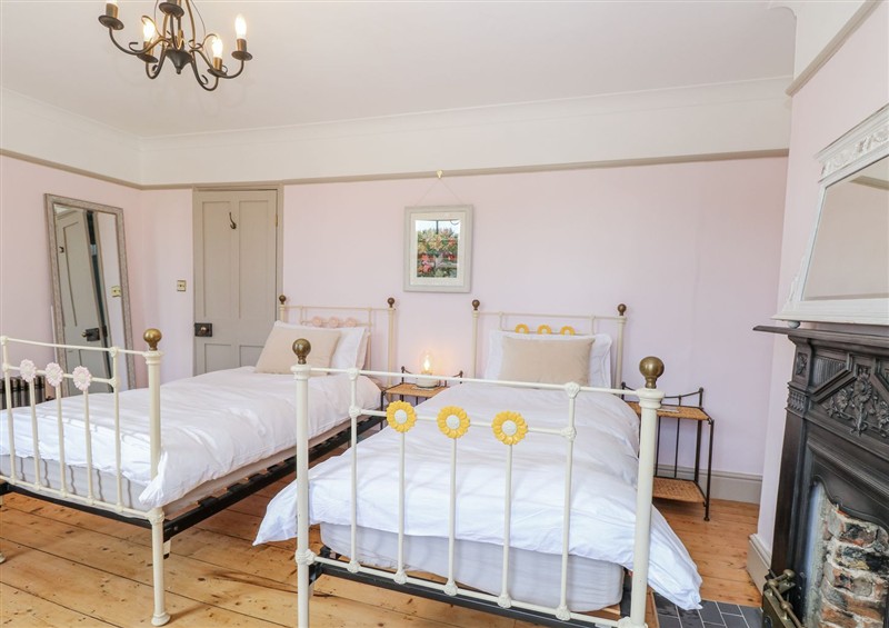 One of the bedrooms (photo 3) at 18 Pakefield Road, Lowestoft