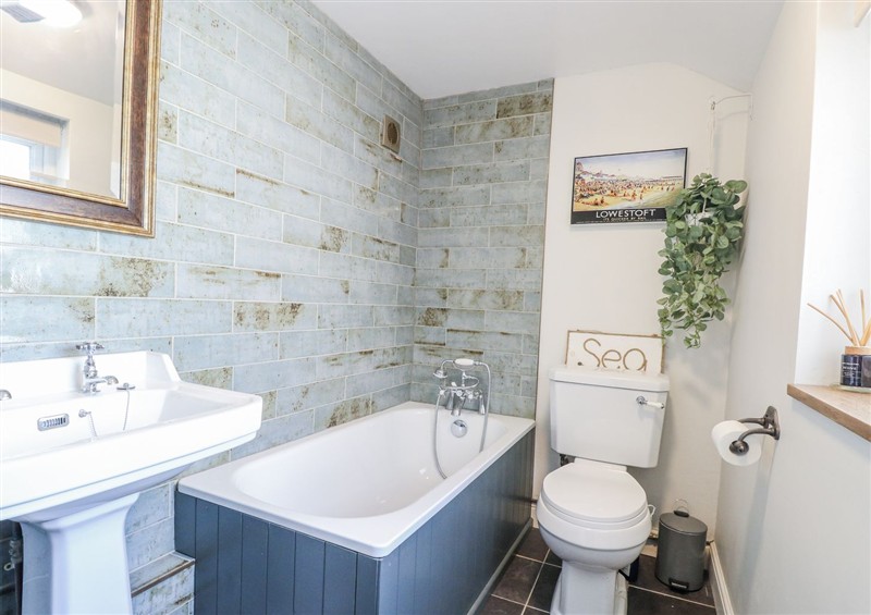 This is the bathroom (photo 2) at 18 Pakefield Road, Lowestoft