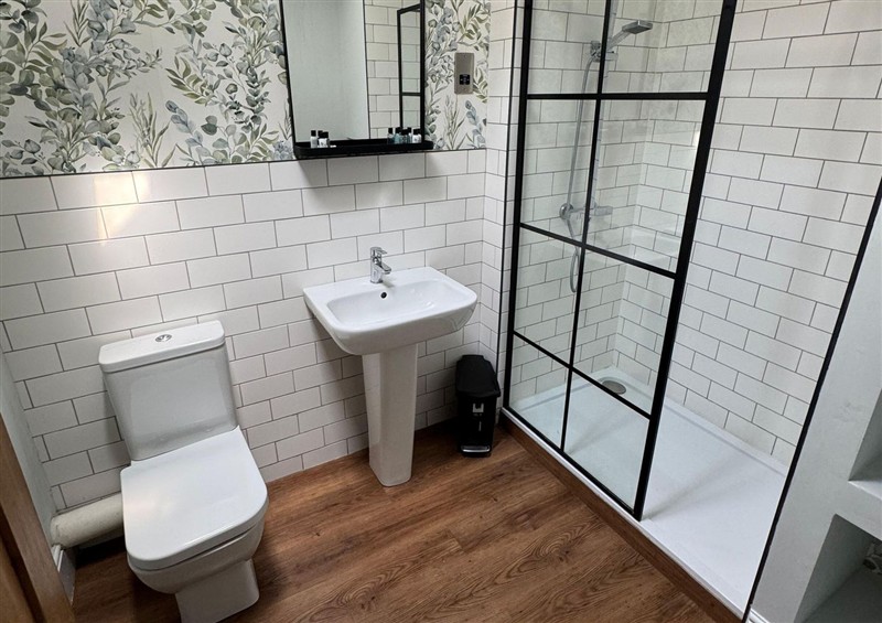 Bathroom at 18 The Wharfage, Ironbridge