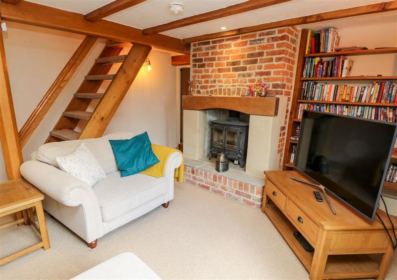 This is the living room (photo 2) at 19 Clatterford Shute, Carisbrooke