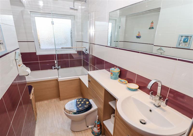 This is the bathroom at 19 Grace Crescent, Anderby Creek