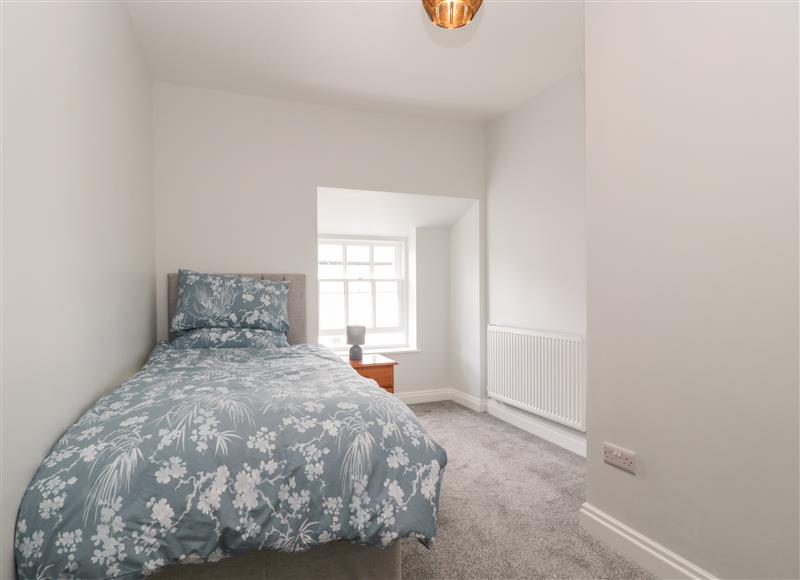 One of the 2 bedrooms (photo 4) at 19 Lion Street, Hay-On-Wye