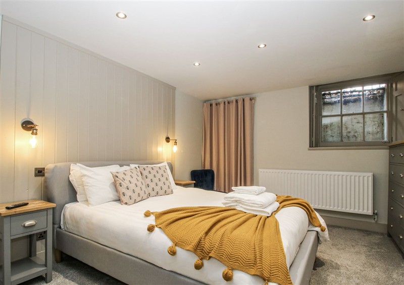 This is a bedroom at 1C College Hill, Shrewsbury