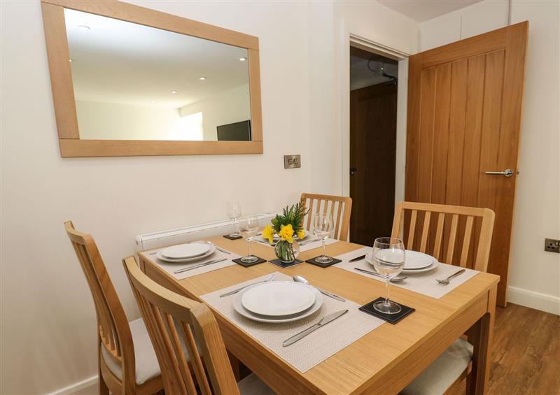 Dining room at 2 Barn Cottages, Norwood Green