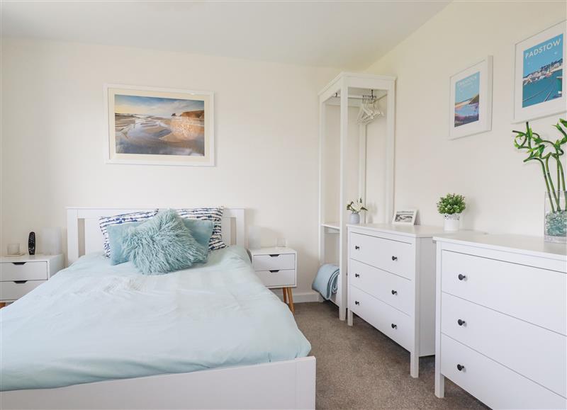 One of the bedrooms (photo 2) at 2 Boathouse Terrace, Mawgan Porth