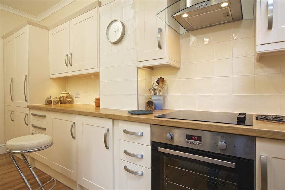 Well equipped kitchen at 2 Channel View in Bennett Road, Salcombe
