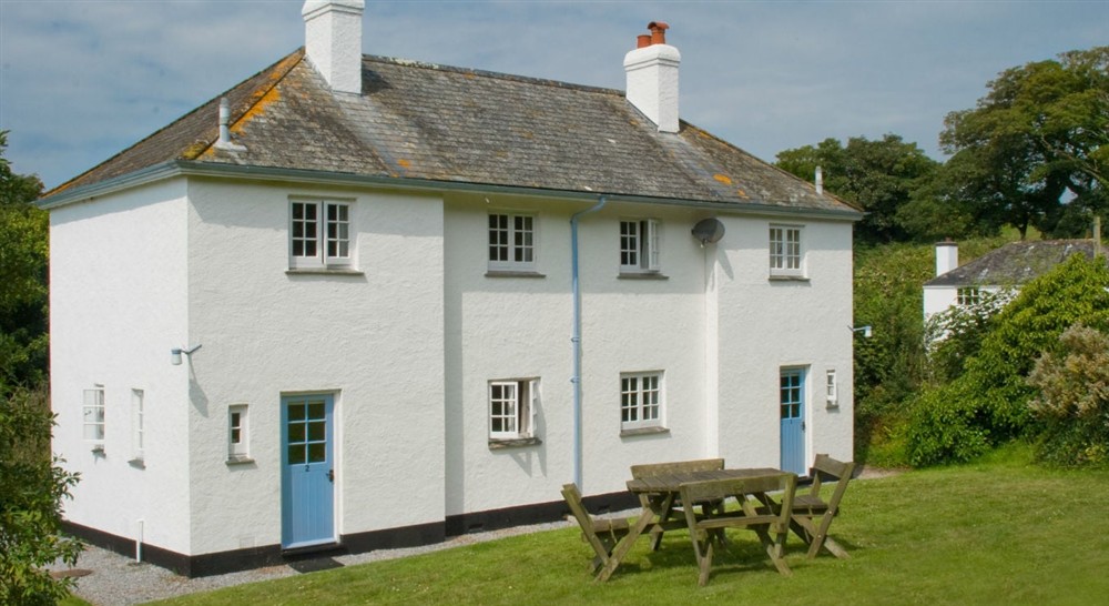 The exterior and garden (photo 2) at 2 Coleton Barton in Dartmouth, Devon
