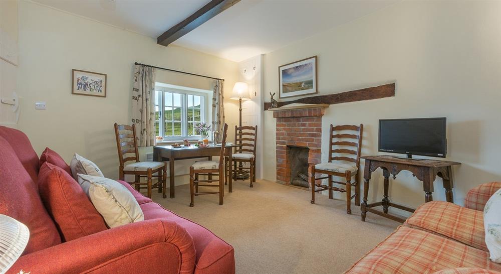 The sitting room at 2 Compton Farm Cottages in Newport, Isle Of Wight