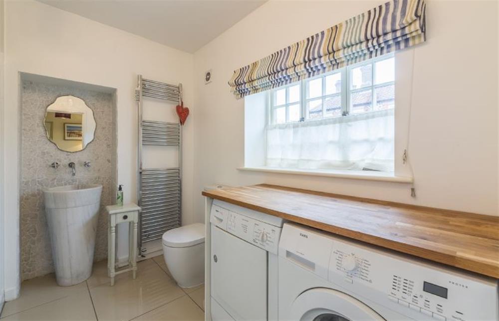 Gound floor: Utility room with shower and WC at 2 Dix Cottages, Thornham near Hunstanton